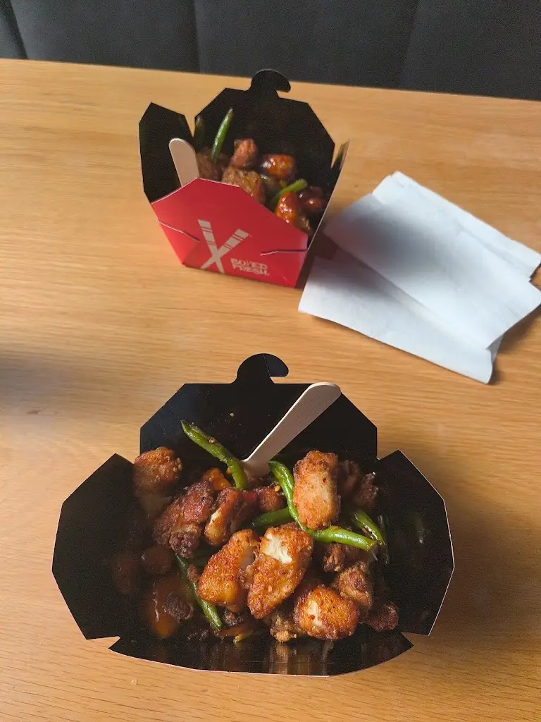 simon bucha_Chopstix - Rathcoole Services (Applegreen)_Rathcoole_recensione