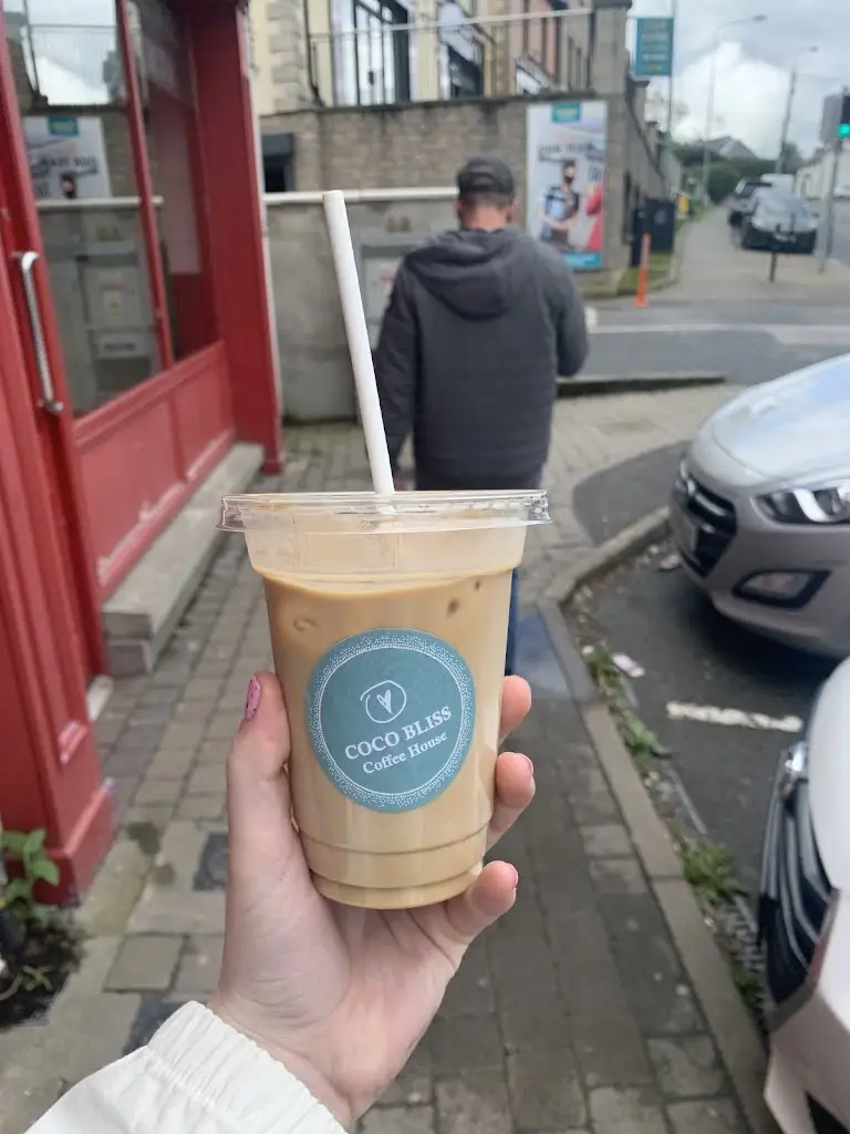 Lauren Simpfenderfer_Coco Bliss Coffee House_Stamullin_review