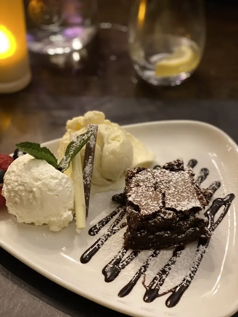 Red Torch Ginger Sandyford_Sandyford_slider_image_3