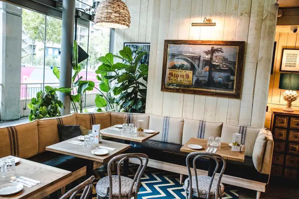 Elephant & Castle_Sandyford_slider_image_1