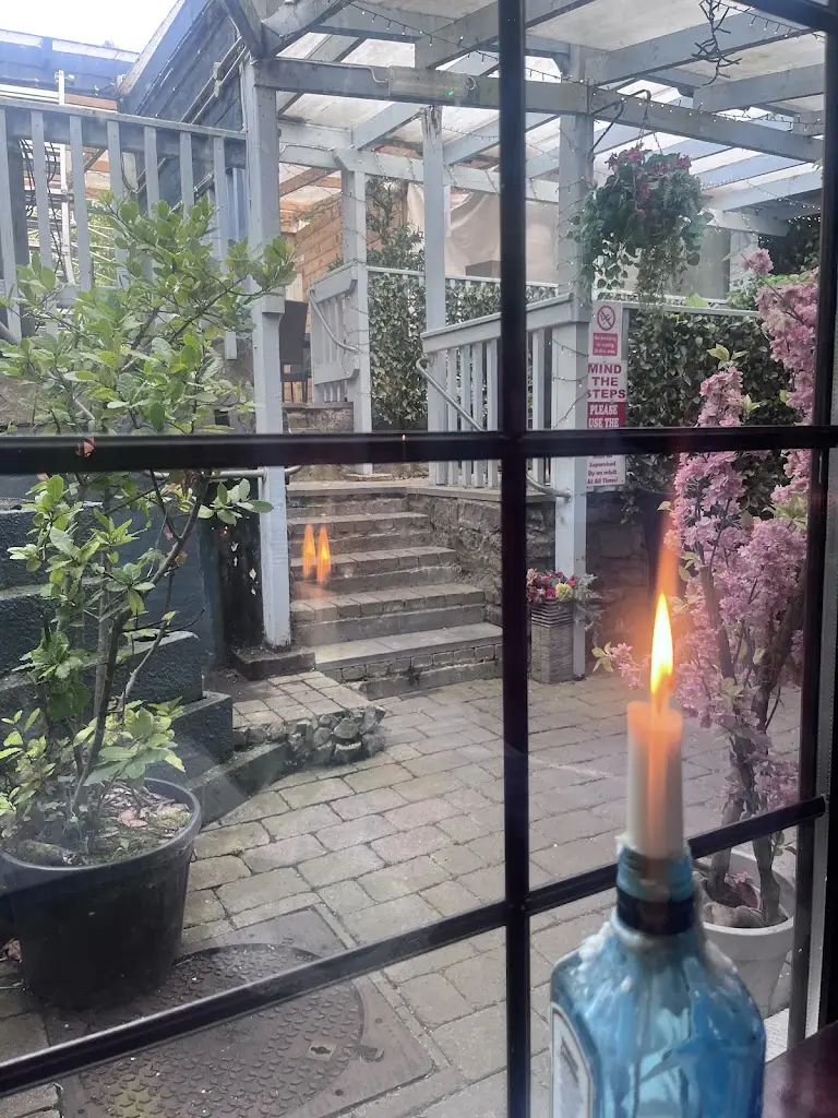 Elaine_Inside Out_Slane_avis