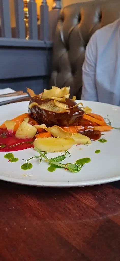 Tom Halpin_Inside Out_Slane_avis