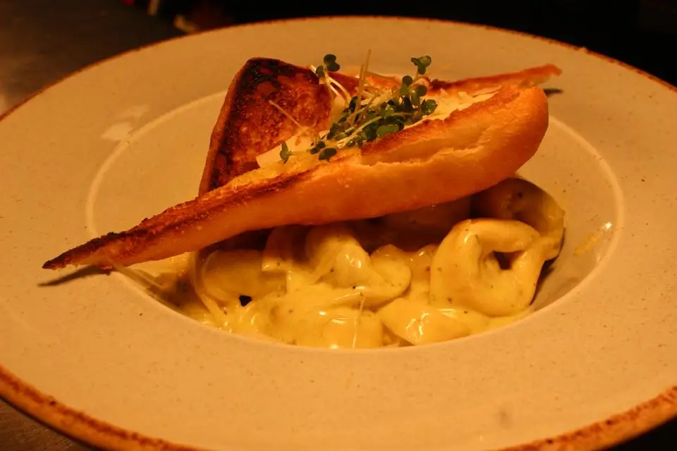 Brady's Shankill_Shankill_slider_image_3