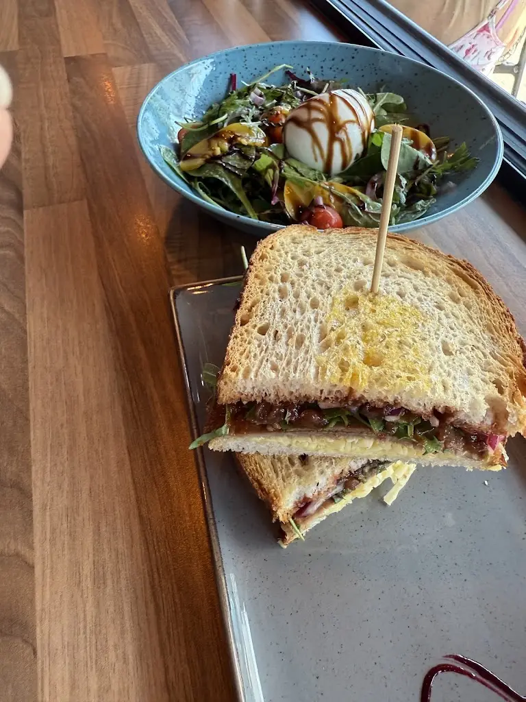 Onur B_Meet&fit_Tullamore_review