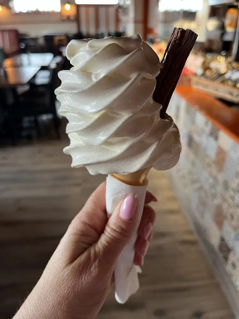 Ashley Sundquist_The Brass Fox Wicklow_Wicklow_review