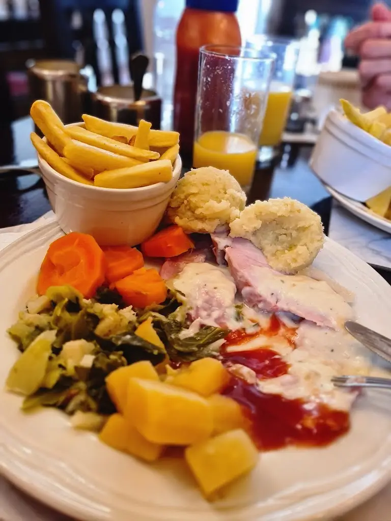 Diana Sproge_O'Flynns Restaurant_Abbeyfeale_reseña