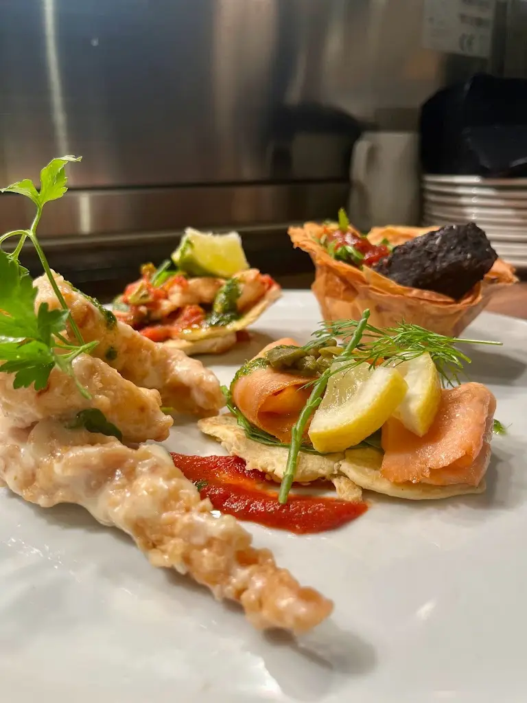 Rosies Bar_Aghada_slider_image_2