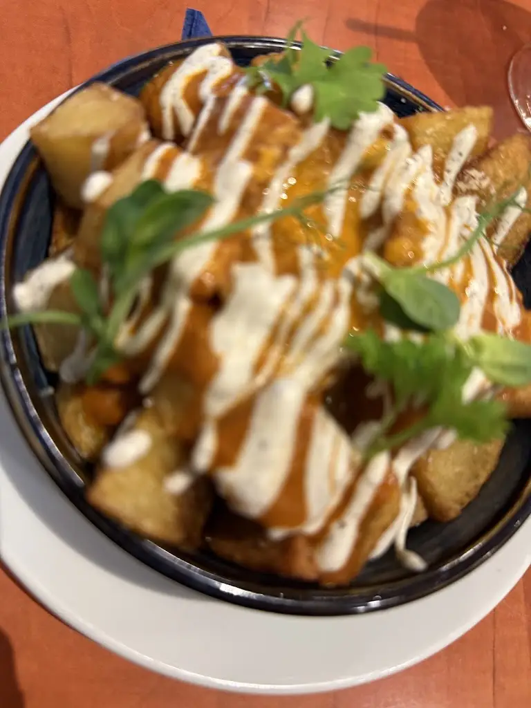 Rachel LaFontaine_Azure Harbour Bistro, Modern European Seafood Restaurant_Aghada_reseña