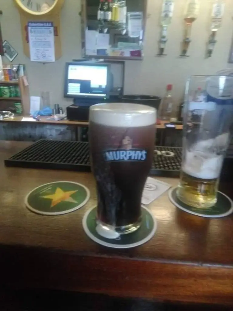 Michael Lynch Bar & Lounge_Caherconlish_slider_image_3