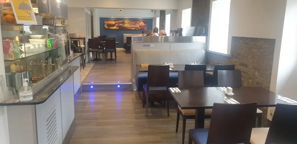 Julie Long_Galileo Cafe_Cahir_review