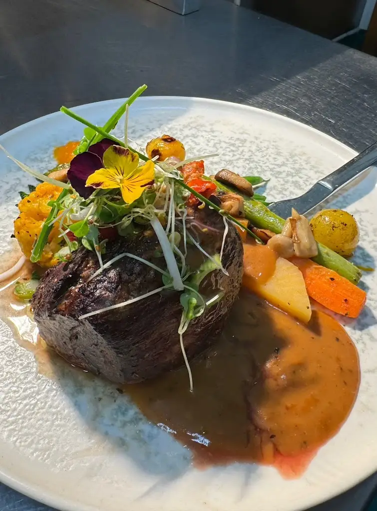 Bayleaf Bistro_Bandon_slider_image_3