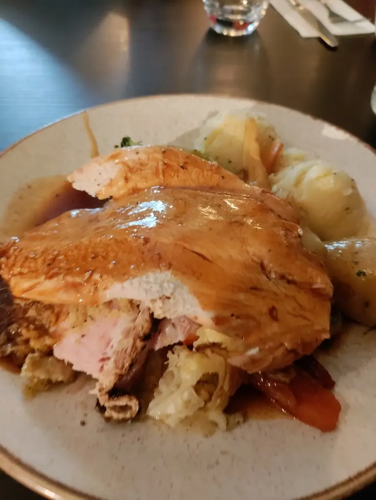 Jonathan Knight_The Old Market Bar_Bandon_review