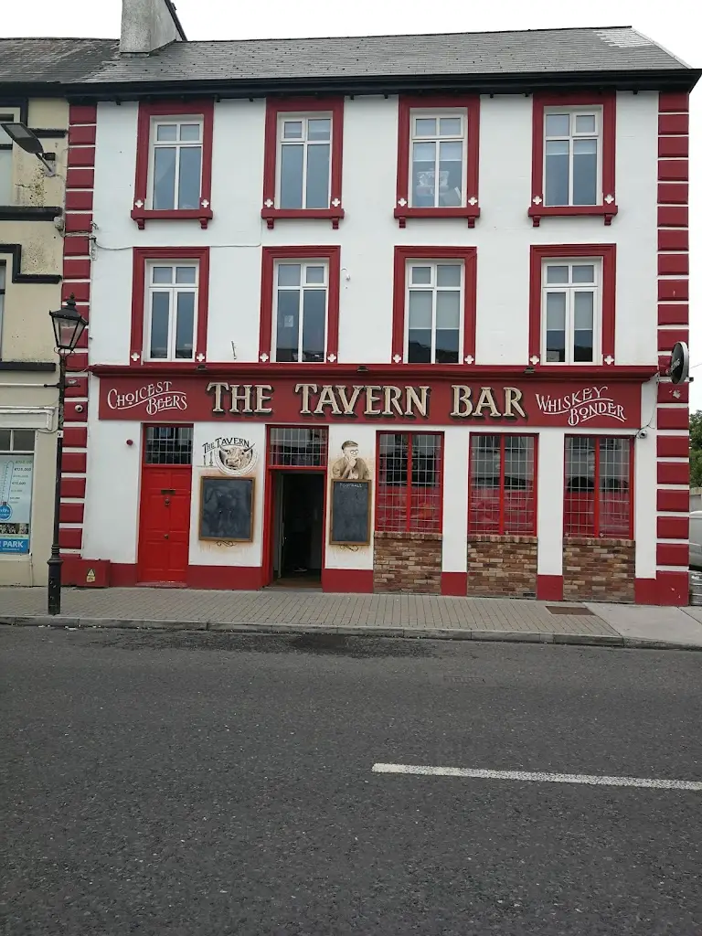 Jenny Roughneen_The Tavern Bar_Kiltamagh_review