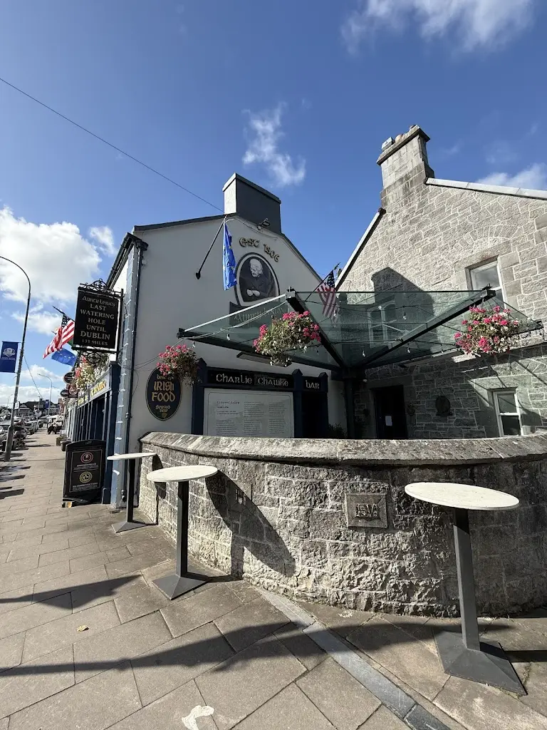 Sun Lee_Aunty Lena's Bar Adare_Askeaton_Bewertung