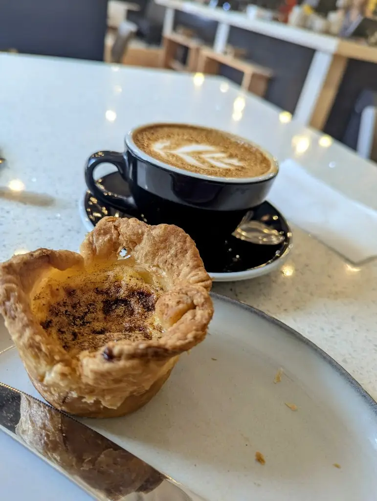 Łukasz Wajda_The Rock Bakery_Skerries_avis