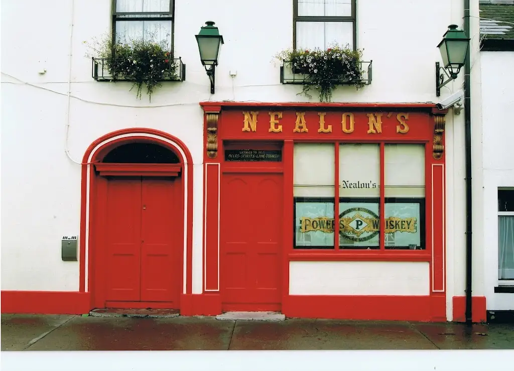 Nealon's Bar restaurant à Skerries