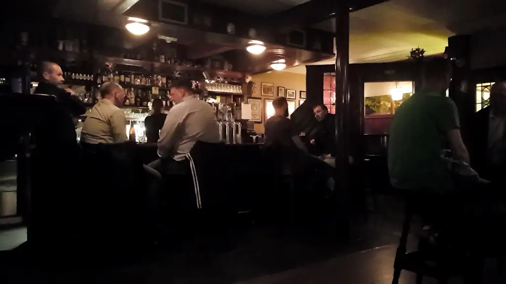 Nealon's Bar_Skerries_slider_image_2