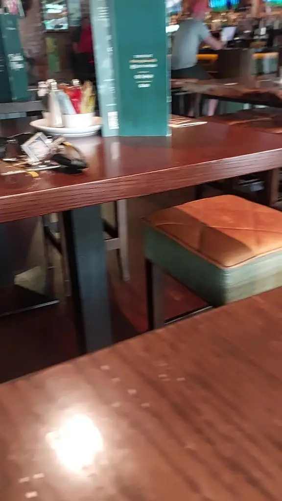 Lucy_The Top House_Annacotty_review