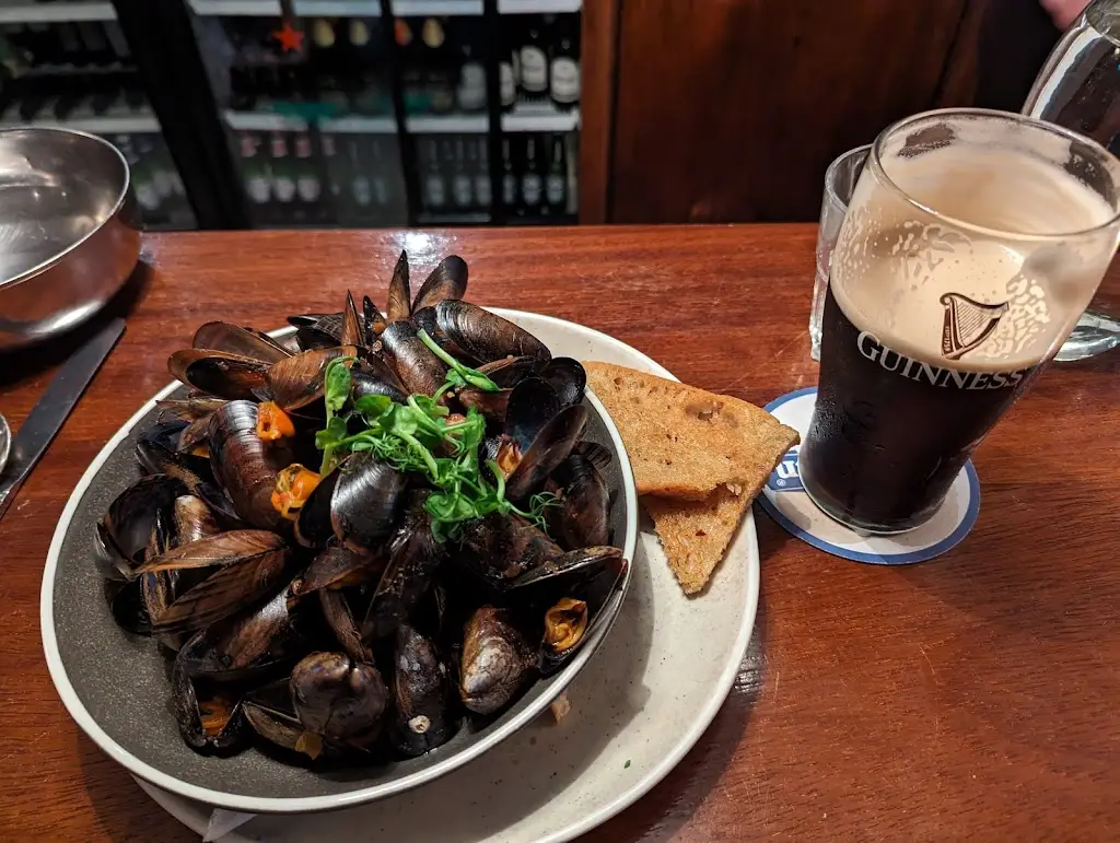 Menu_Guy's Seafood Bar Clifden_Clifden_image_6