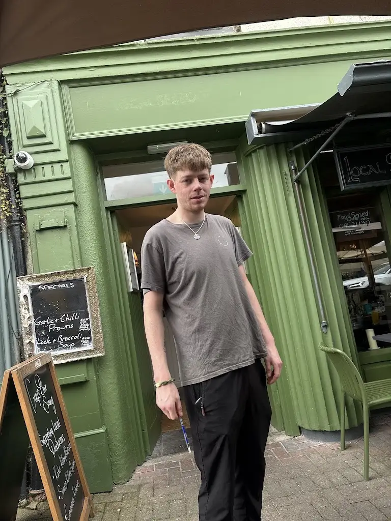 conor o brien_Guy's Seafood Bar Clifden_Clifden_review