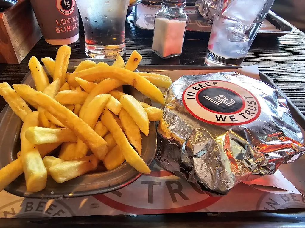 Menu_Locke Burger Castletroy_Annacotty_imagen_7