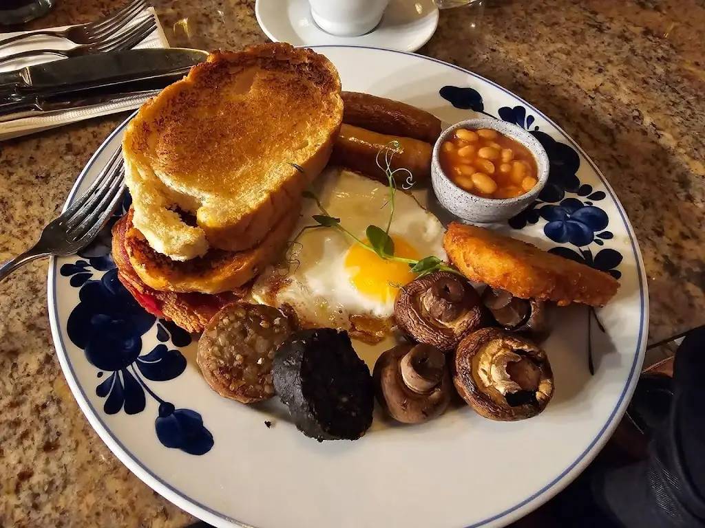 A J (Lexi)_Hook & Ladder_Annacotty_Bewertung