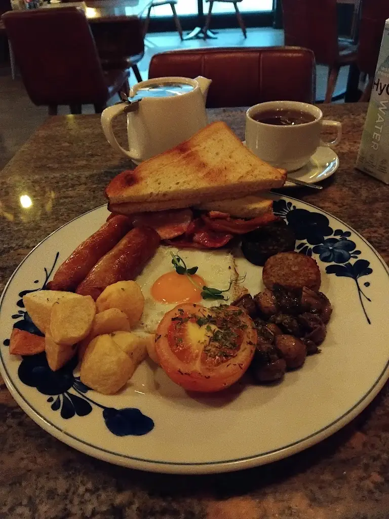 Michael Luff_Hook & Ladder_Annacotty_Bewertung