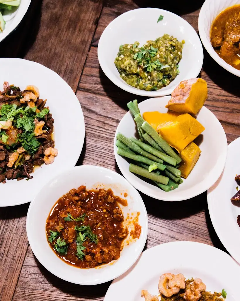 Lana Asian Street Food_Annacotty_slider_image_3