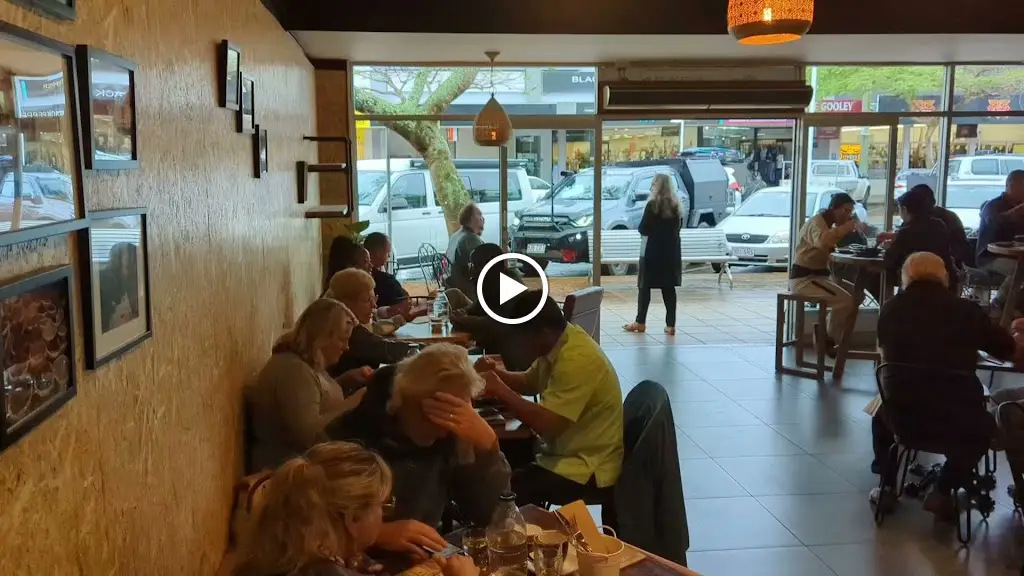 E J Kings Bar & Restaurant_Clifden_slider_image_2