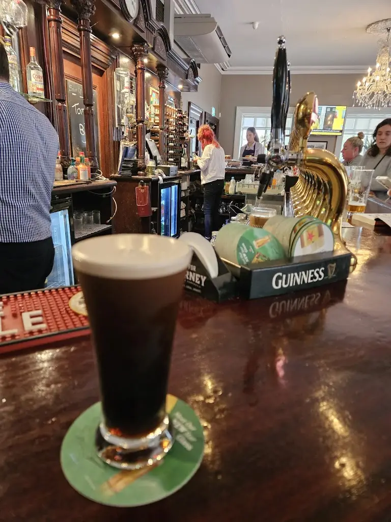 Jeff Sullivan_Christy’s Bar & Grill_Blarney_review