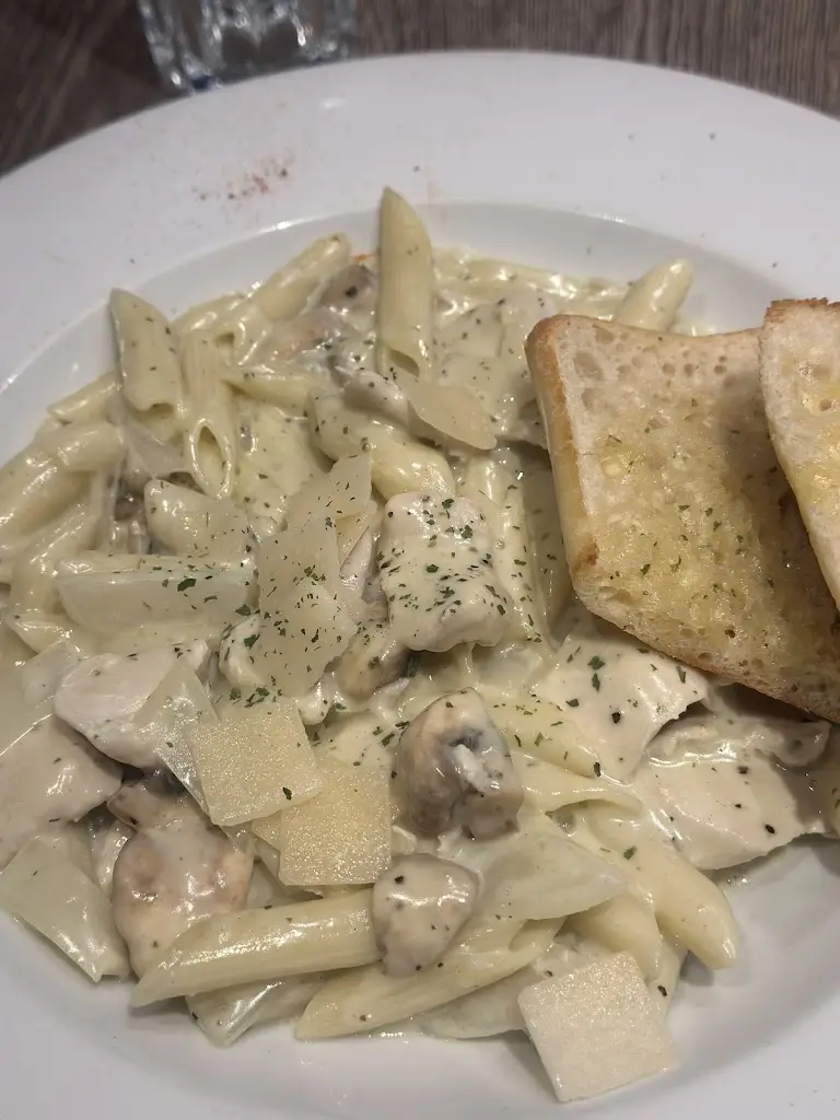 Crystal Bittel_Claddagh Restaurant_Blarney_review