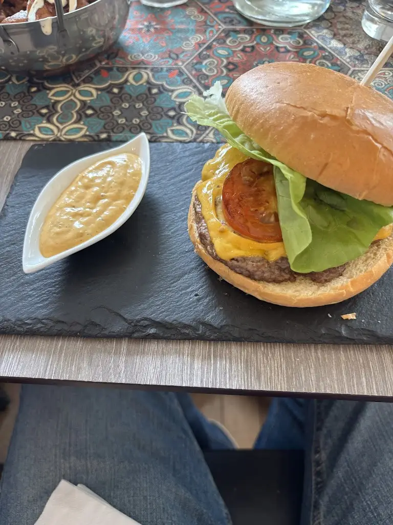 Bill ~_Muskerry Arms Bar and B&B Blarney_Blarney_review