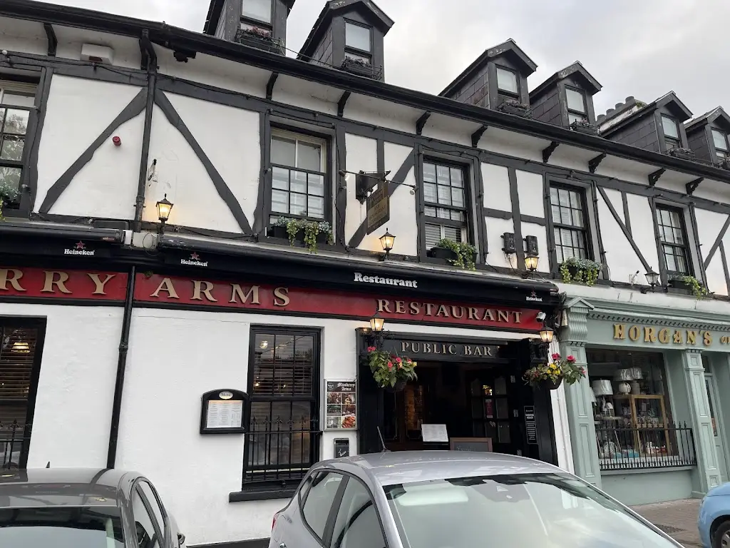 Bruce Z_Muskerry Arms Bar and B&B Blarney_Blarney_review