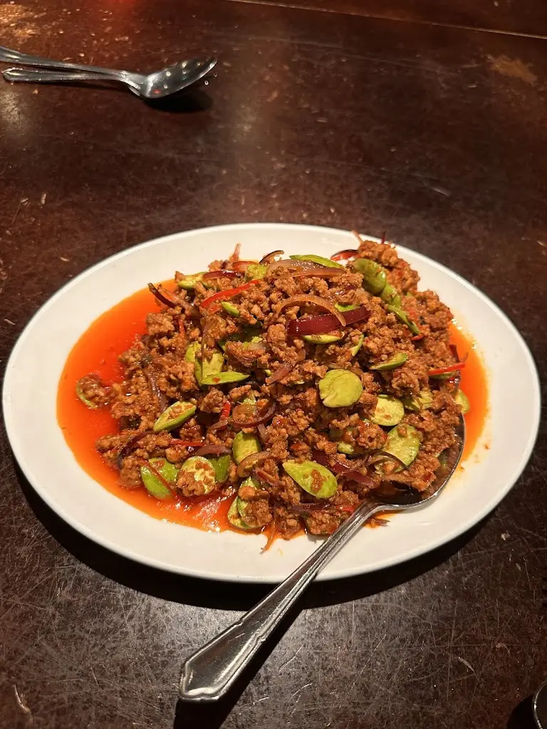 Yau Pamela_Lantern House_Blarney_reseña