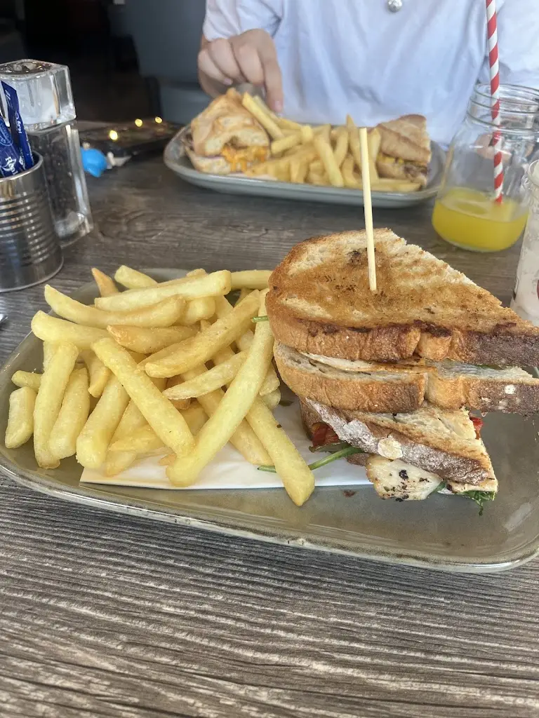 savannah flood_Roots Café & Bistro, Claregalway_Claregalway_reseña