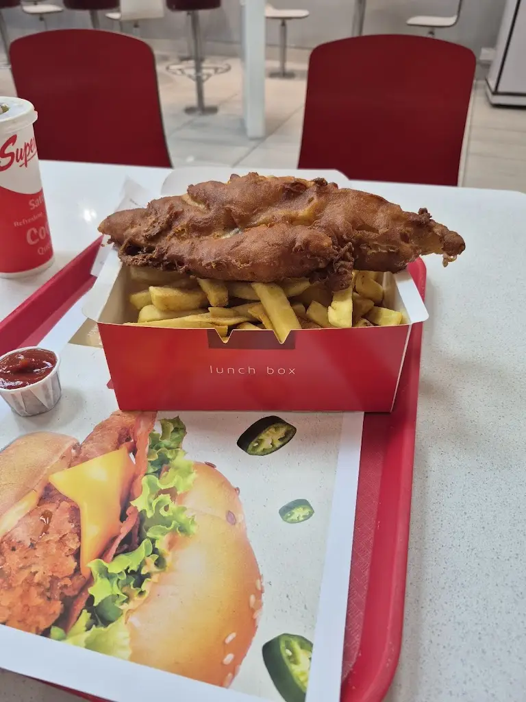 Lukasz Marszalek_Supermac's & Papa John's Cobh_Carrigtwohill_reseña