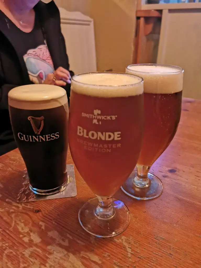 dominika kijanka_Guilders Bar_Carrigtwohill_review