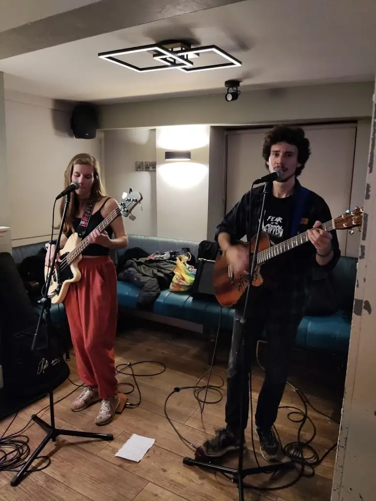 Flake The Gander_Jack Spratts Bar_Carrigtwohill_review