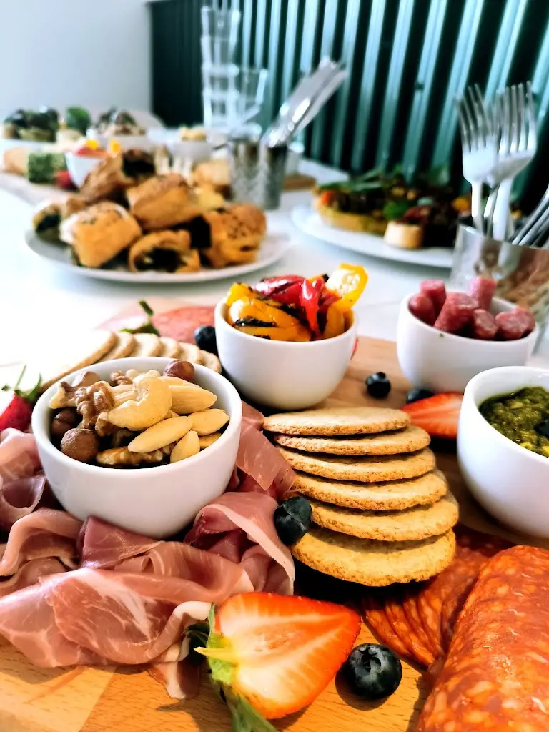 Bari Café & Deli_Cahersiveen_slider_image_3