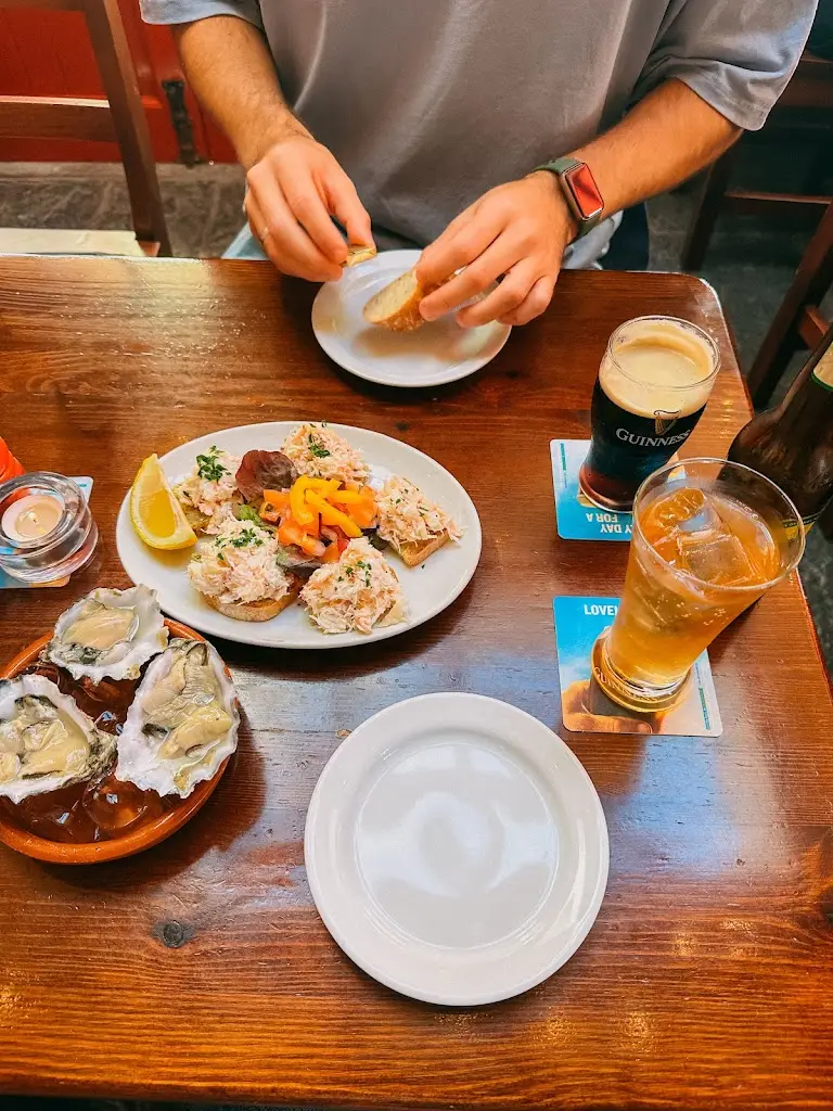 Dmytro Mazur_O'Neills The Point Seafood Bar_Cahersiveen_avis