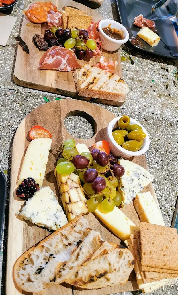 The Lamplight Wine Bar & Shop_Clifden_slider_image_3