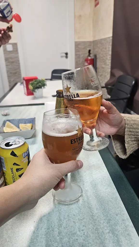 Craineen's Pub_Cahersiveen_slider_image_3