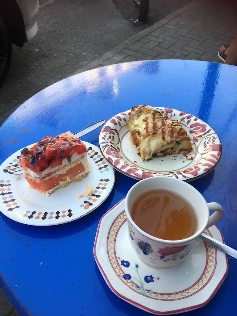 Maryam Madani_Petit Delice_Cahersiveen_review