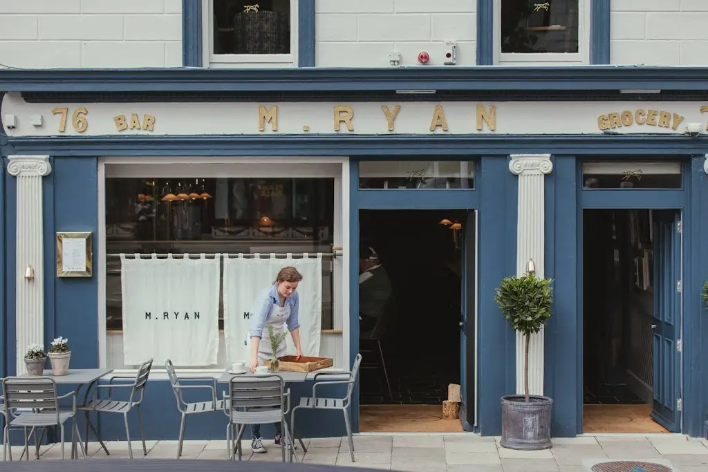 Mikey Ryan's Bar & Kitchen_Cashel_slider_image_3