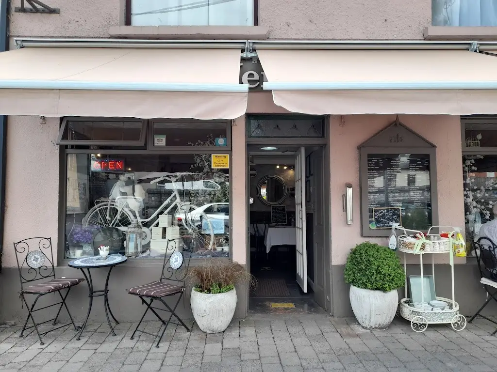 Milan G_O'Neills of Cashel E25 CK28_Cashel_review