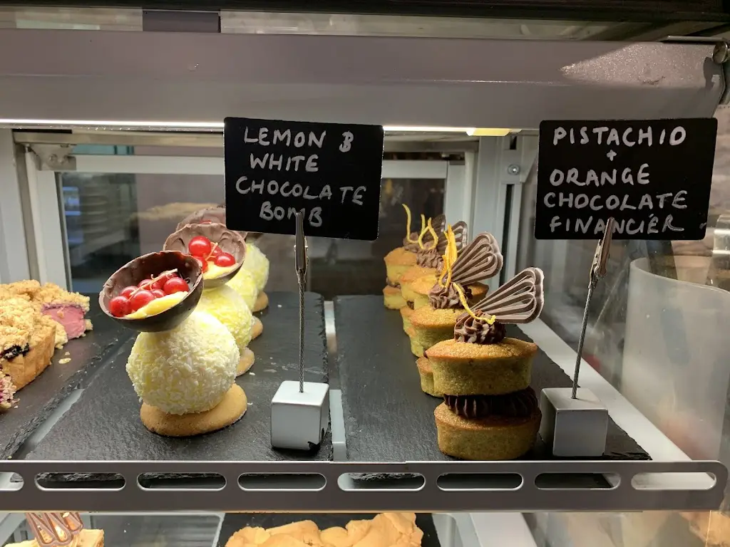 Bowes & Co._Cashel_slider_image_1