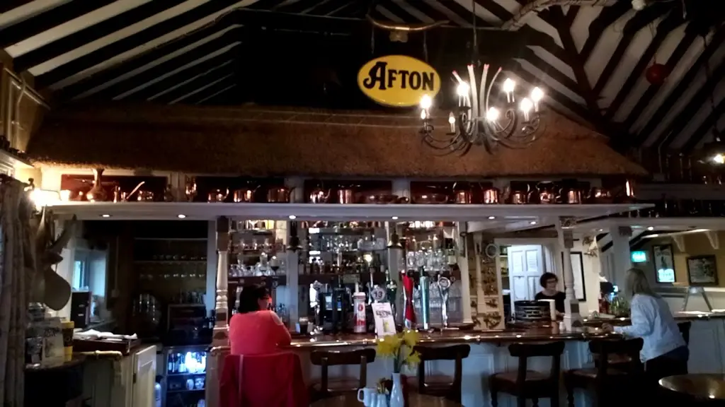 The Thatched Cottage Bar & Restaurant_County Tipperary_slider_image_1