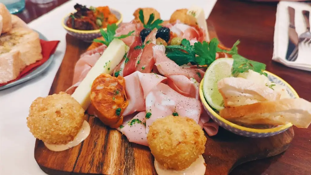 Befani's Townhouse & Restaurant_County Tipperary_slider_image_2