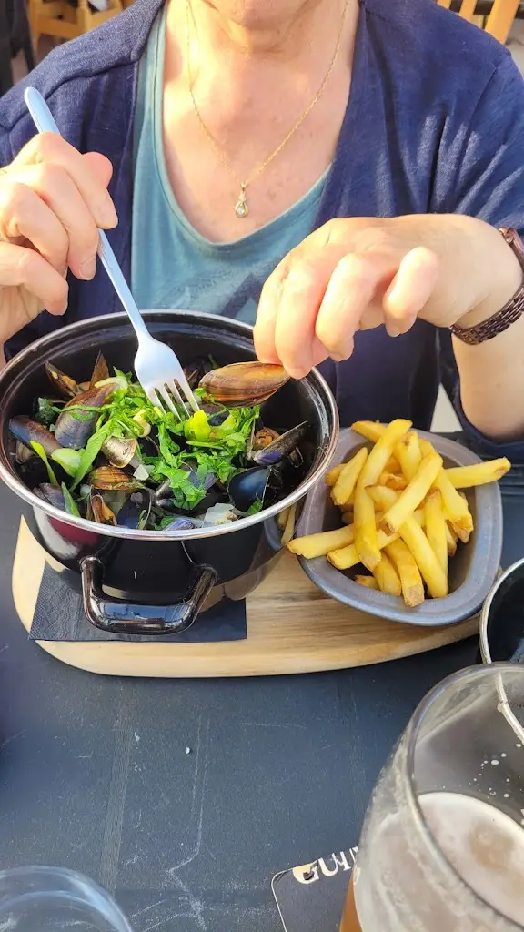 Menu_Ravi's Bar and Restaurant_Clifden_image_7