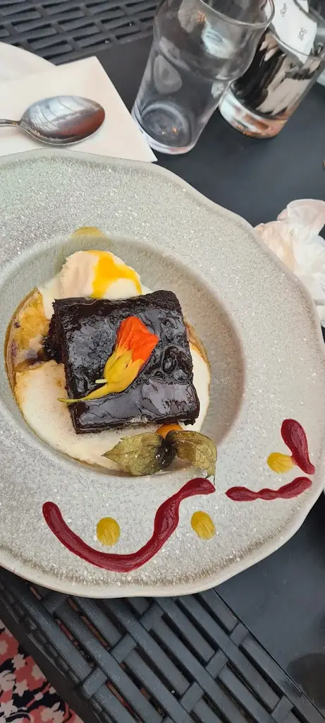 Christina F_Ravi's Bar and Restaurant_Clifden_avis